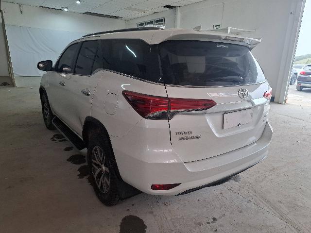 HILUX SW4 SRX 4X4 2.8 TDI 16V DIES. AUT - 2018/2019 — foto 3 de 29