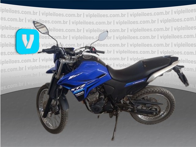 YAMAHA LANDER
