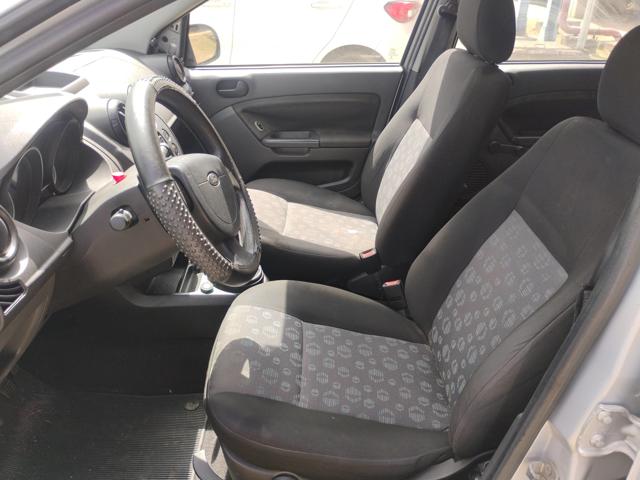 FORD FIESTA FLEX - 2012/2013 — foto 17 de 40
