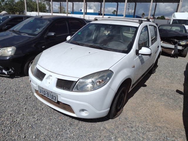 RENAULT - SANDERO EXP 16 - leilão extrajudicial - SAMAMBAIA DF - lance mínimo R$ 5.900