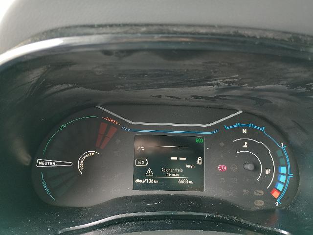 Foto 8 de 48: E-KWID INTENS - 2023/2024