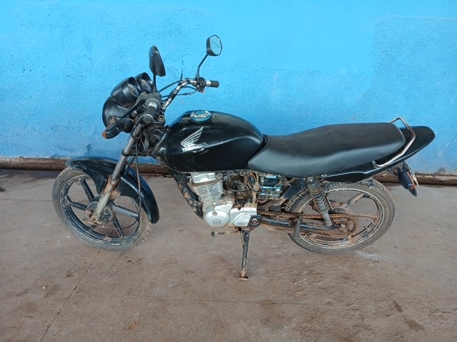 Honda CG 150 Titan ES 2004 em leilão