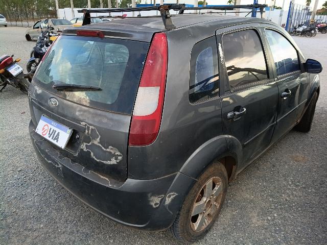 FORD FIESTA EDGE - 2002/2003 — foto 4 de 5