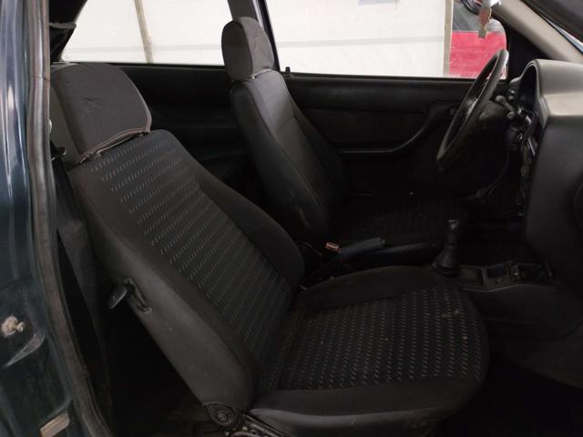 VOLKSWAGEN GOL SPECIAL - 2002/2003 — foto 12 de 31