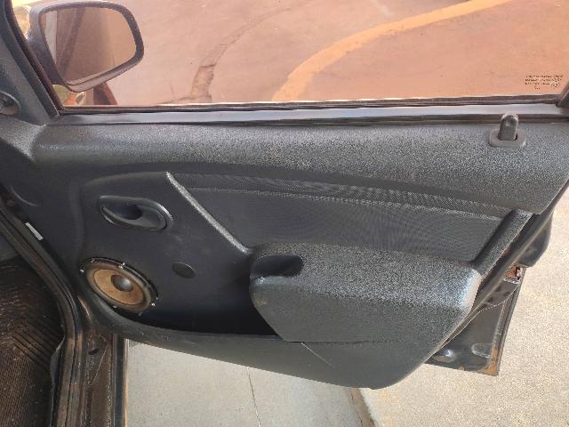 RENAULT SANDERO AUT 16 - 2010/2010 — foto 19 de 37