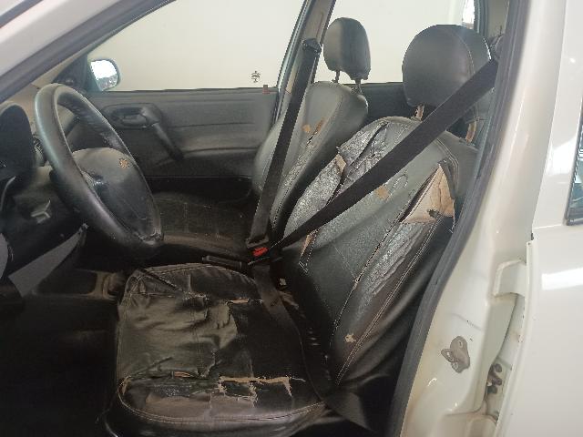 CHEVROLET CLASSIC LS - 2015/2016 — foto 11 de 40
