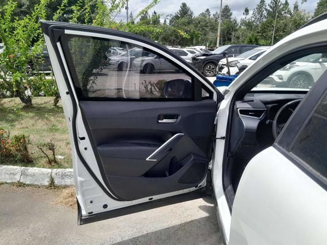TOYOTA CCROSS XR 20 - 2023/2024 — foto 19 de 36