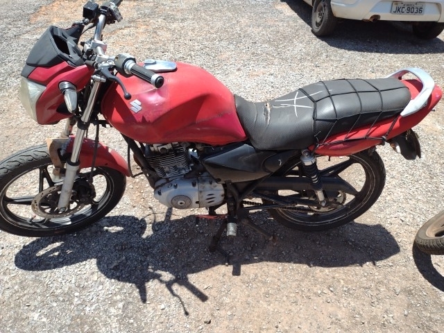 SUZUKI - EN125 YES - leilão extrajudicial - SAMAMBAIA DF - lance mínimo R$ 1.400