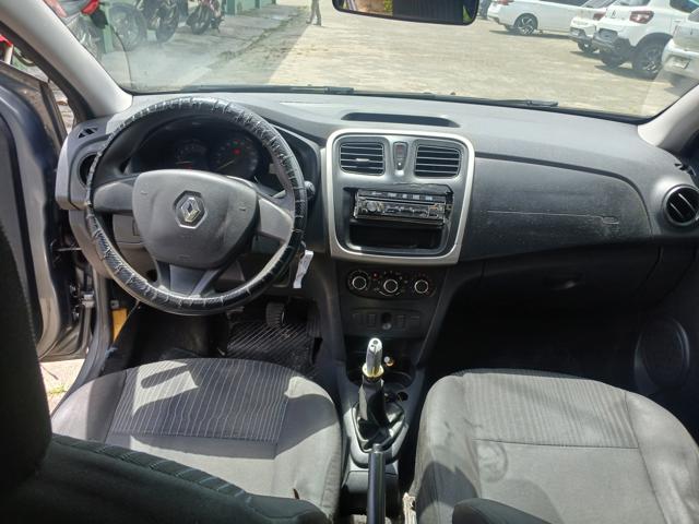 RENAULT SANDERO AUTH 10 - 2017/2018 — foto 5 de 27