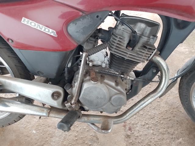 Foto 9 de 9: CG 125 TITAN ES - 2003/2003