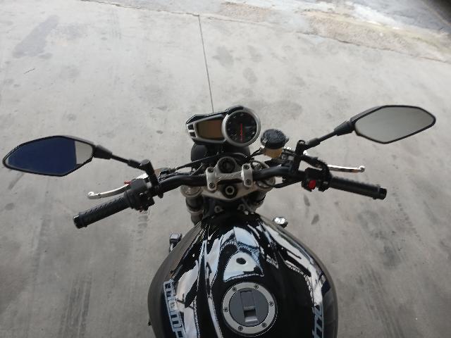 TRIUMPH STREET TRIPLE RA - 2013/2014 — foto 12 de 16