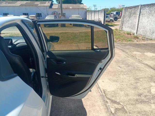 CHEVROLET ONIX 10TAT RS - 2020/2021 — foto 16 de 40