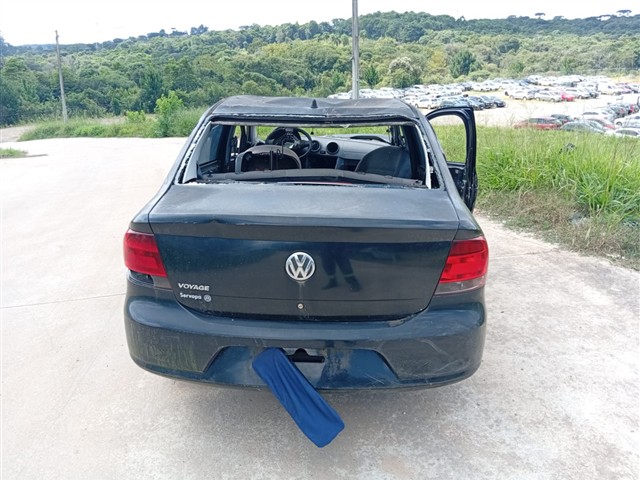 VOLKSWAGEN VOYAGE 1.0 - 2011/2012 — foto 15 de 19