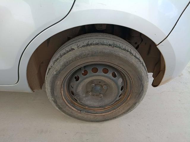 FIAT PALIO ATTRACTIV 1.0 - 2012/2012 — foto 12 de 27