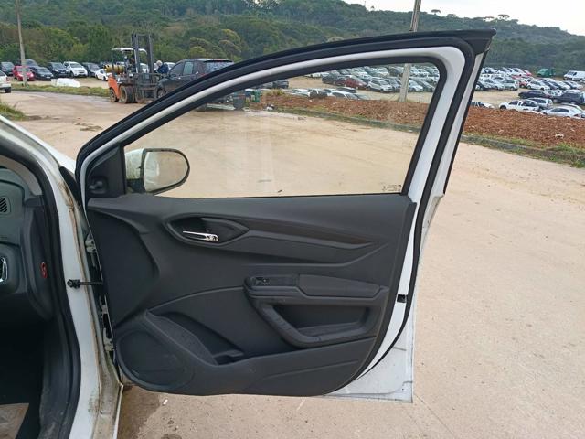 CHEVROLET ONIX 1.4MT LT - 2014/2015 — foto 16 de 22