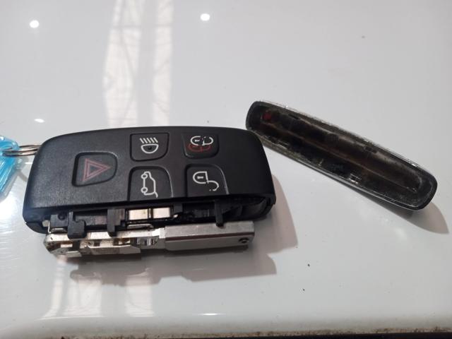 LAND ROVER VELAR P380 SE RDYN - 2017/2018 — foto 29 de 39