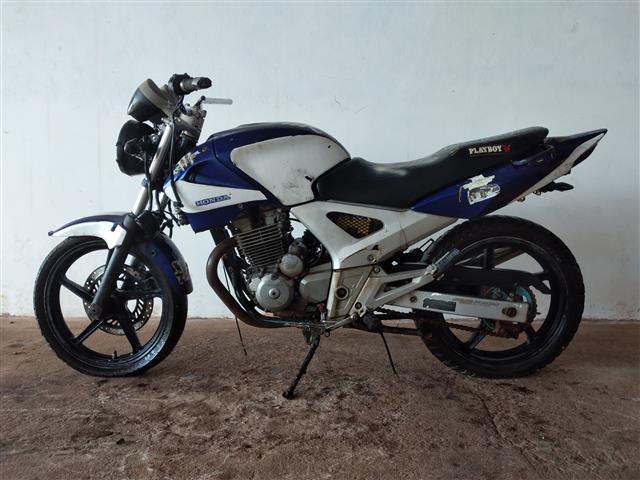 HONDA - CB TWISTER - leilão judicial - IPUEIRAS PI - lance mínimo R$ 50