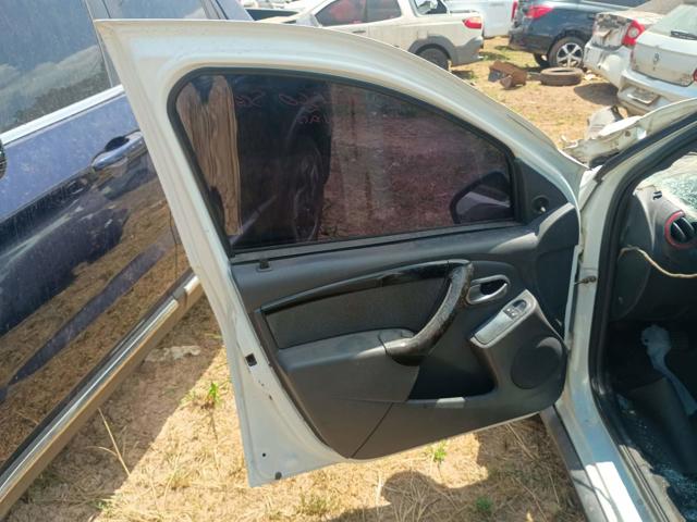 RENAULT SANDERO STEPWAY - 2012/2013 — foto 11 de 36