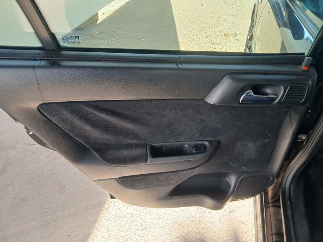 GM ASTRA HB 4P ADVANTAGE - 2009/2010 — foto 19 de 39