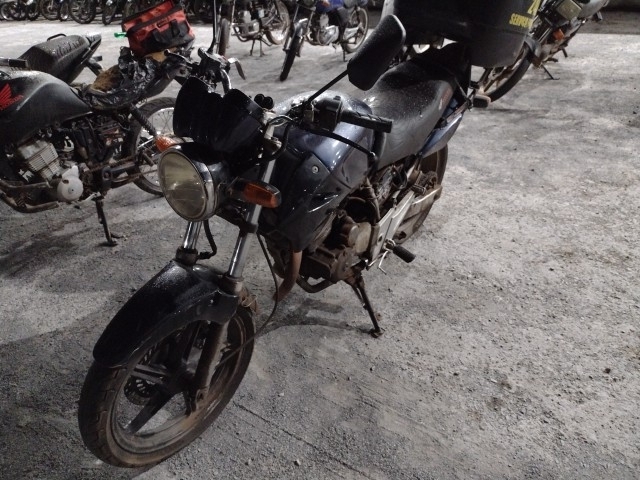 HONDA - CBX 250 TWISTER - leilão extrajudicial - SAMAMBAIA DF - lance mínimo R$ 1.900