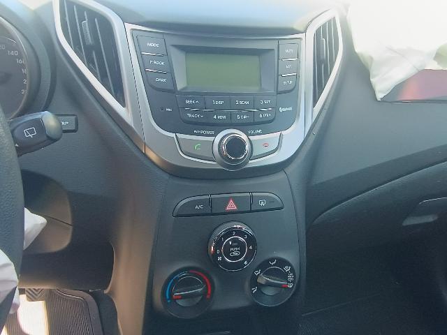Foto 24 de 27: HB20 1.6M COMF - 2014/2015