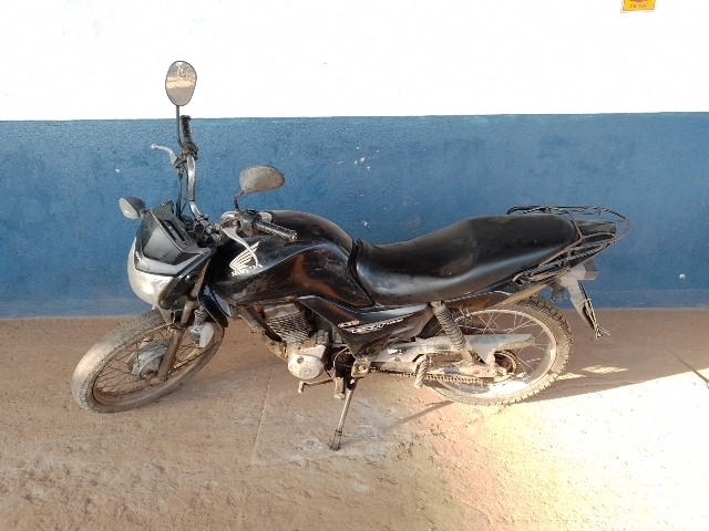 Honda CG 125 FAN KS 2014 em leilão