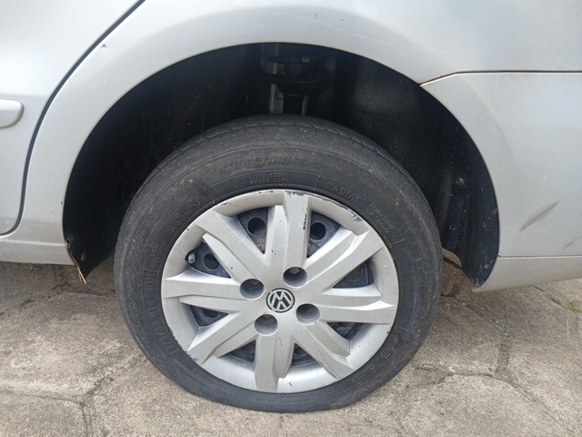 VOLKSWAGEN VOYAGE 1.0 - 2011/2011 — foto 25 de 26