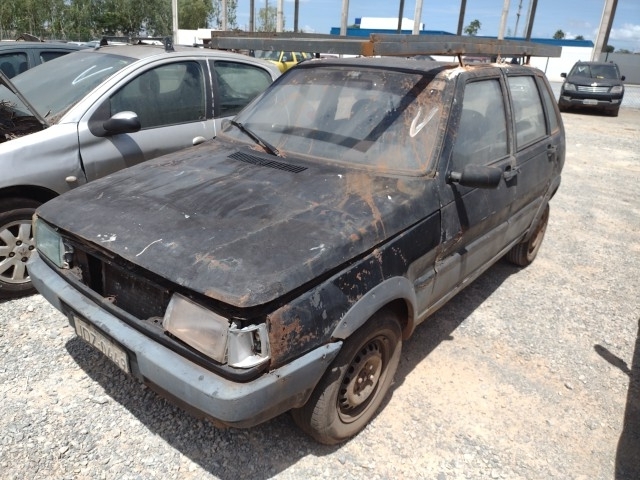 FIAT - UNO ELECTRONIC - leilão extrajudicial - SAMAMBAIA DF - lance mínimo R$ 2.100