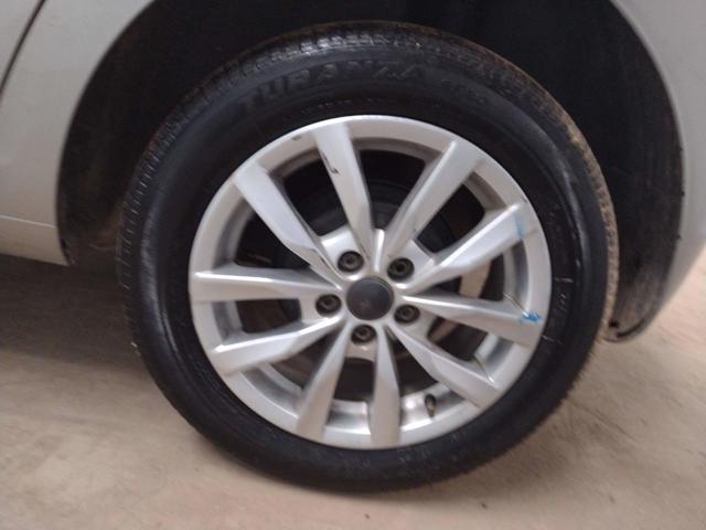 VOLKSWAGEN FOX 1.6 GII - 2014/2014 — foto 25 de 30