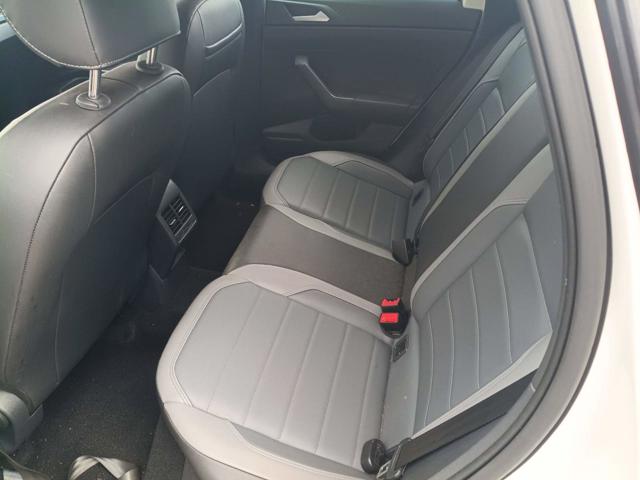 VOLKSWAGEN NIVUS HIGHLINE 1.0 200 TSI FLEX AUT. - 2022/2022 — foto 13 de 26