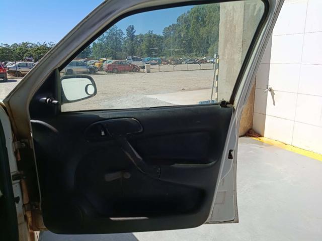 VOLKSWAGEN GOL 1.0 PLUS - 2001/2001 — foto 15 de 27
