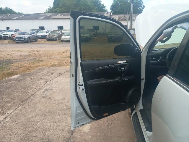 TOYOTA HILUX SWSRXA4FD - 2022/2023 — foto 19 de 40