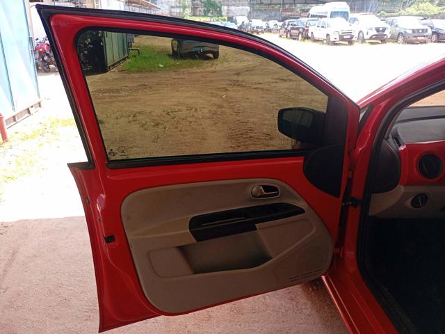 VOLKSWAGEN UP HIGH MA - 2013/2014 — foto 14 de 34