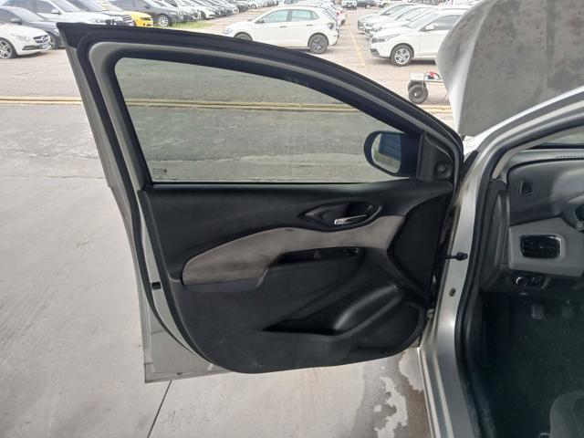 CHEVROLET ONIX 1.0MT LT - 2018/2019 — foto 25 de 38