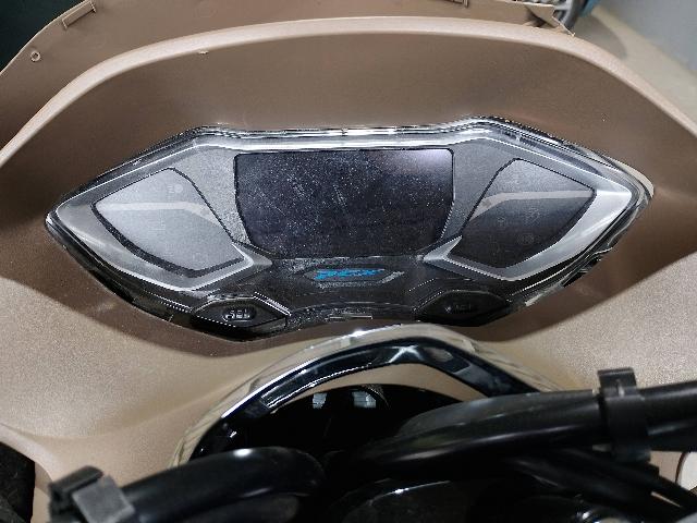 PCX 160 DLX - 2025/2025 — foto 9 de 19