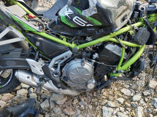 KAWASAKI Z650 - 2018/2018 — foto 8 de 15