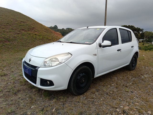 RENAULT - SANDERO EXP1016V - leilão extrajudicial - COLOMBO PR - lance mínimo R$ 5.000