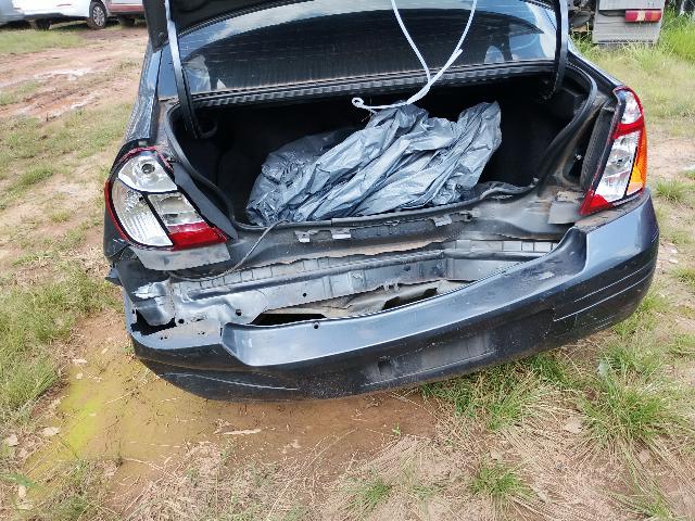 RENAULT CLIO RT 1.0 16V - 2002/2002 — foto 26 de 37