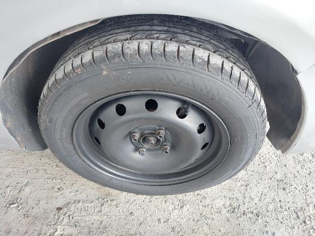 RENAULT SANDERO EXP 16 - 2011/2012 — foto 40 de 40