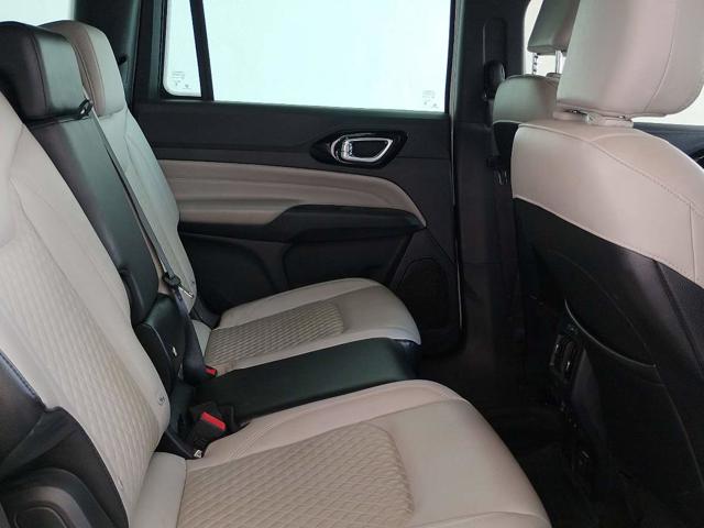 JEEP COMMANDER LIM TD380 - 2021/2022 — foto 19 de 40