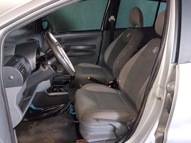 VOLKSWAGEN FOX 1.0 ROUTE - 2008/2009 — foto 12 de 24