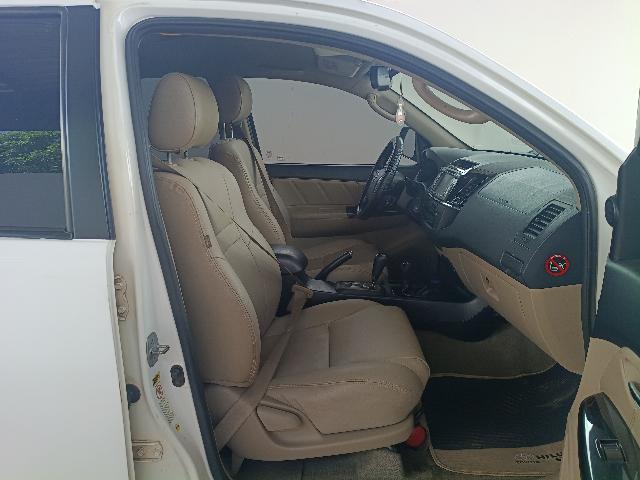 TOYOTA HILUXSW4 SRV4X4 - 2014/2014 — foto 18 de 40