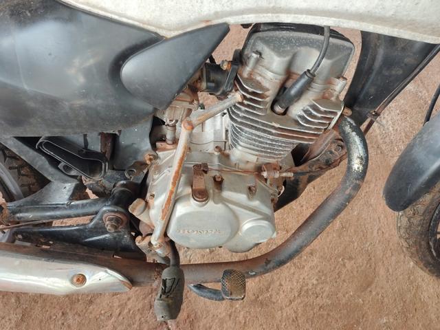 Foto 7 de 10: CG 125 CARGO - 2002/2002