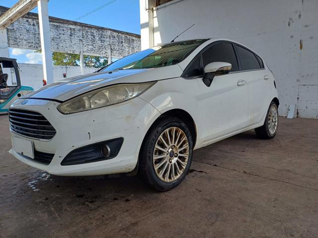 Ford Fiesta HA 1.6l TI A 2015 em leilão