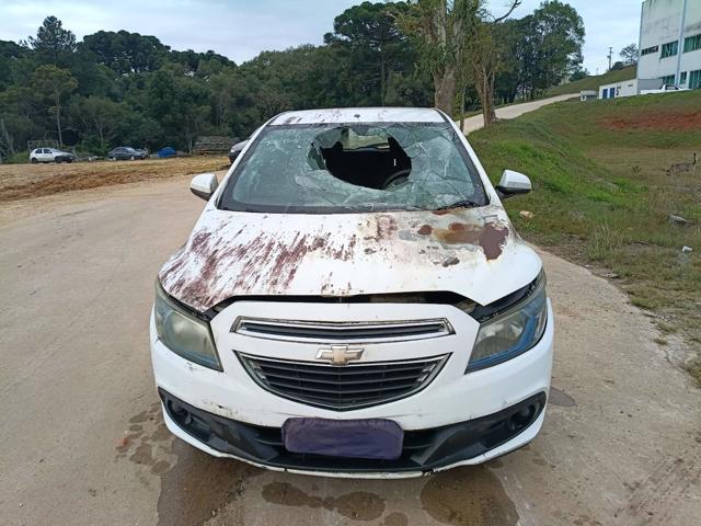 CHEVROLET ONIX 1.4MT LT - 2014/2015 — foto 7 de 22