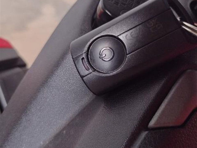 YAMAHA NMAX 160 - 2025/2025 — foto 16 de 16