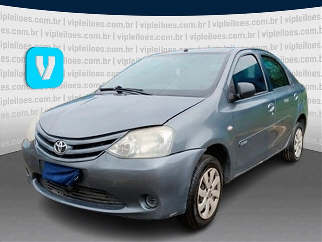 Toyota Etios SD XS