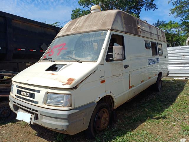 IVECO DAILY4912 VAN1