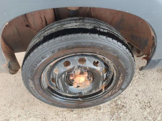 FIAT UNO WAY 1.0 - 2011/2012 — foto 29 de 33