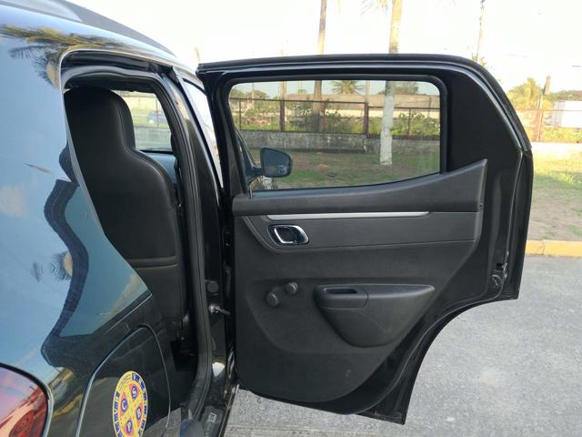 Foto 22 de 46: KWID OUTSID 2 - 2023/2024